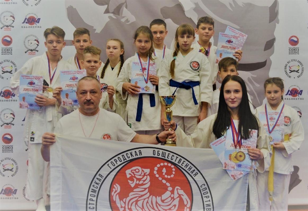 Костромичи завоевали 10 медалей на Чемпионате и Первенстве России по карате