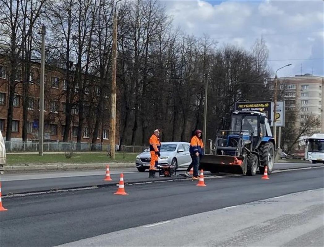 На улицах Костромы продолжается восстановительный ремонт дорог

