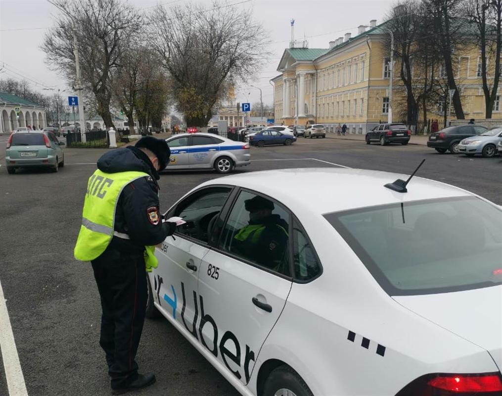 Костромские таксисты оказались в числе нарушителей правил дорожного движения 