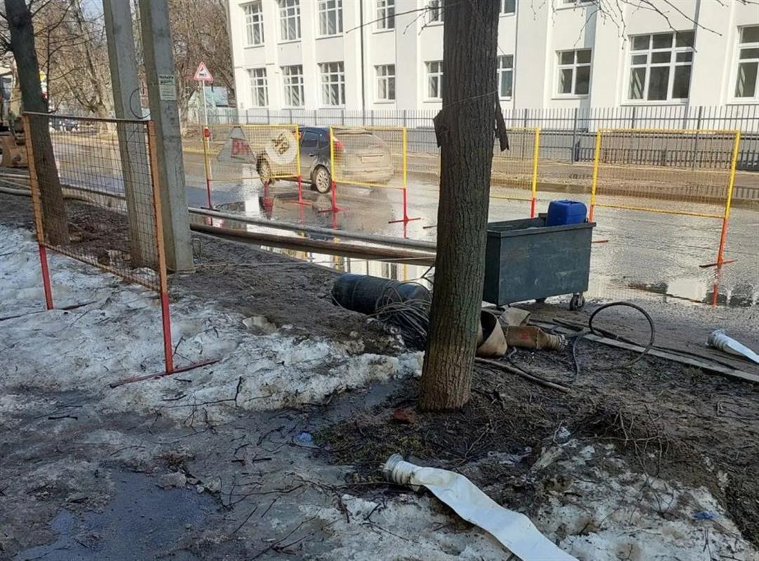 Временно ограничено движение транспорта на участке улицы Ткачей в Костроме