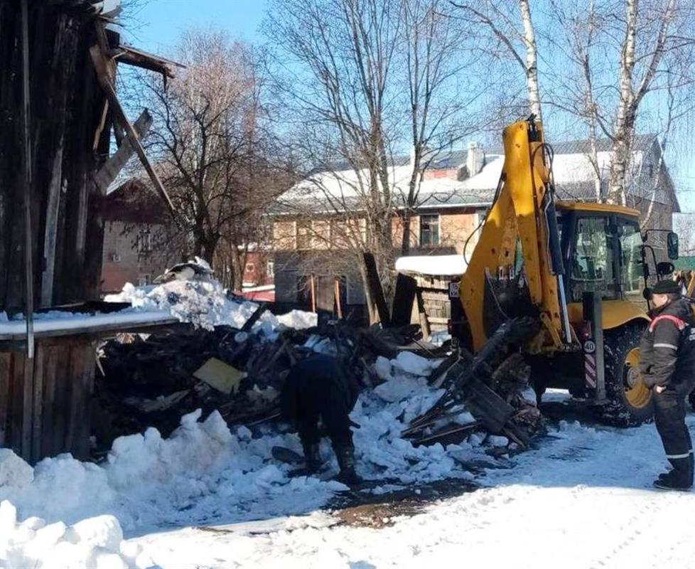 На опасные постройки костромичи могут пожаловаться в прокуратуру