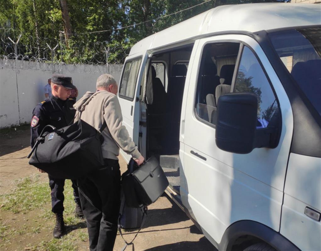 Полицейские оценили миграционную обстановку в Костроме