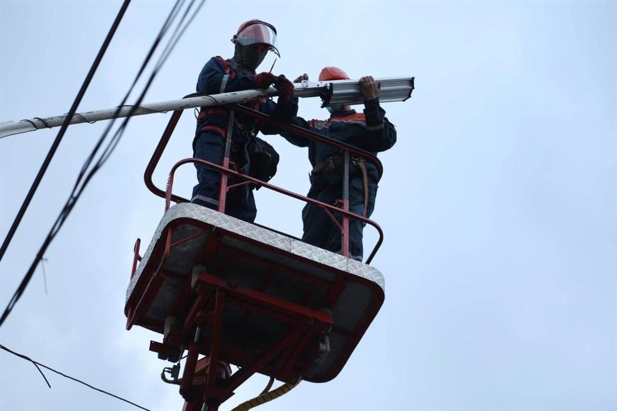 В Костроме заменено более половины уличных светильников