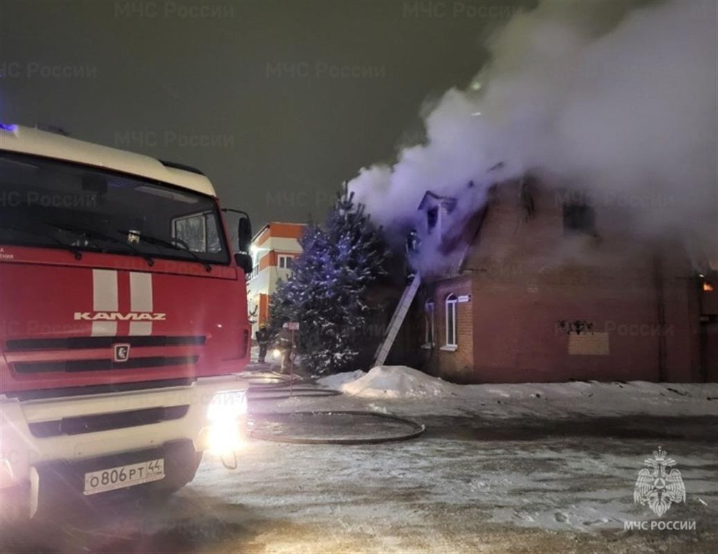 Нарушения при эксплуатации печей стали основной причиной пожаров у костромичей в морозы