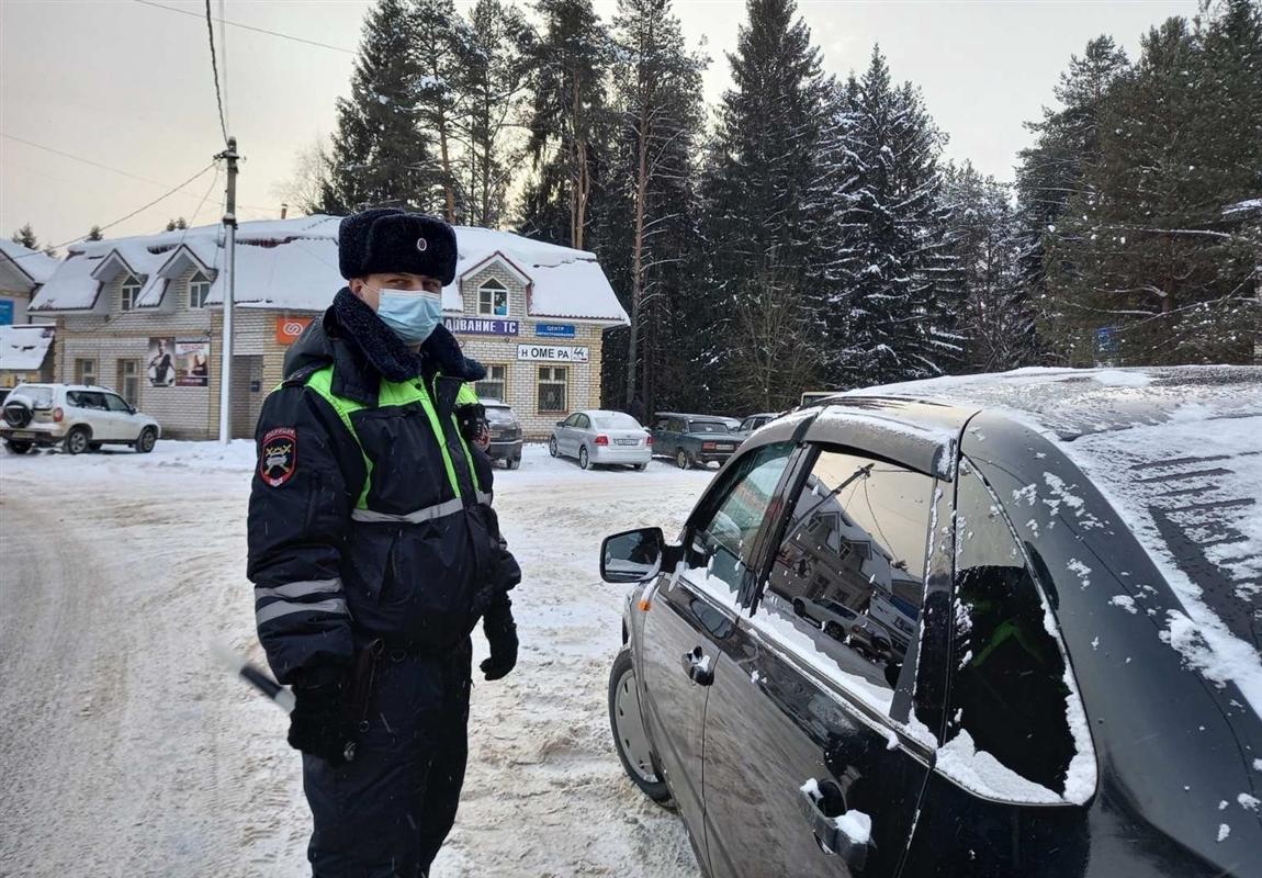 Водители без прав становятся виновниками ДТП в Костромской области
