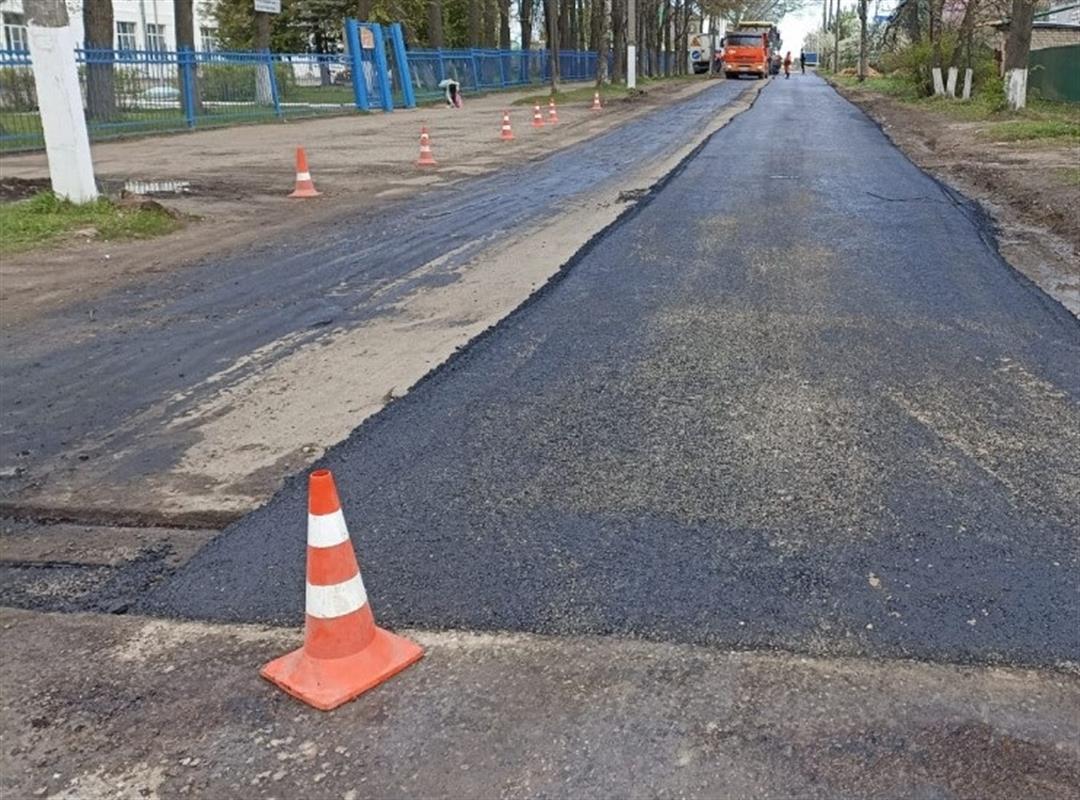 Костромские дороги приводят в порядок после зимы
