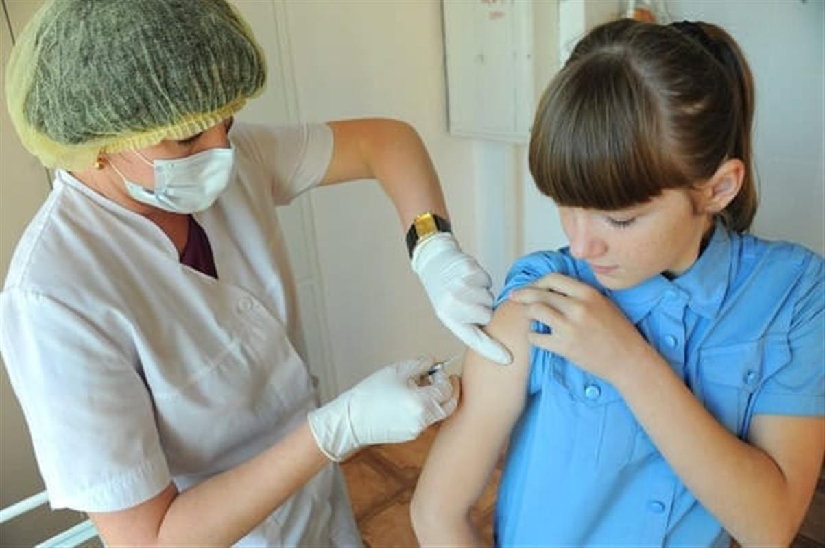 В школах и детских садах города началась прививочная кампания против гриппа
