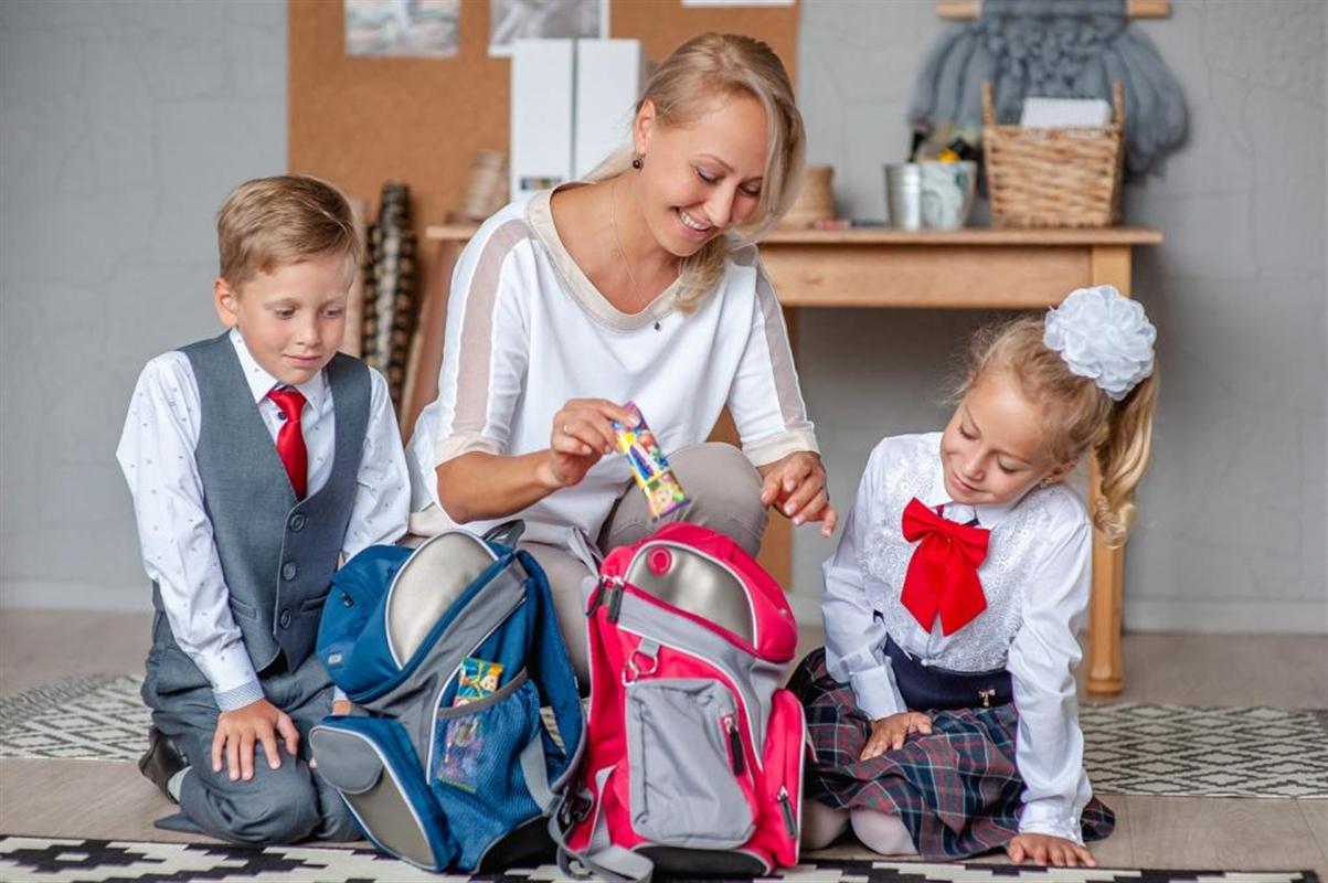 Костромским родителям помогут собрать будущих первоклассников в школу