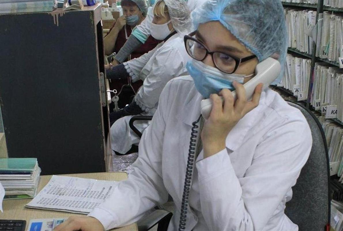 На помощь костромским врачам пришли более 100 студентов-медиков