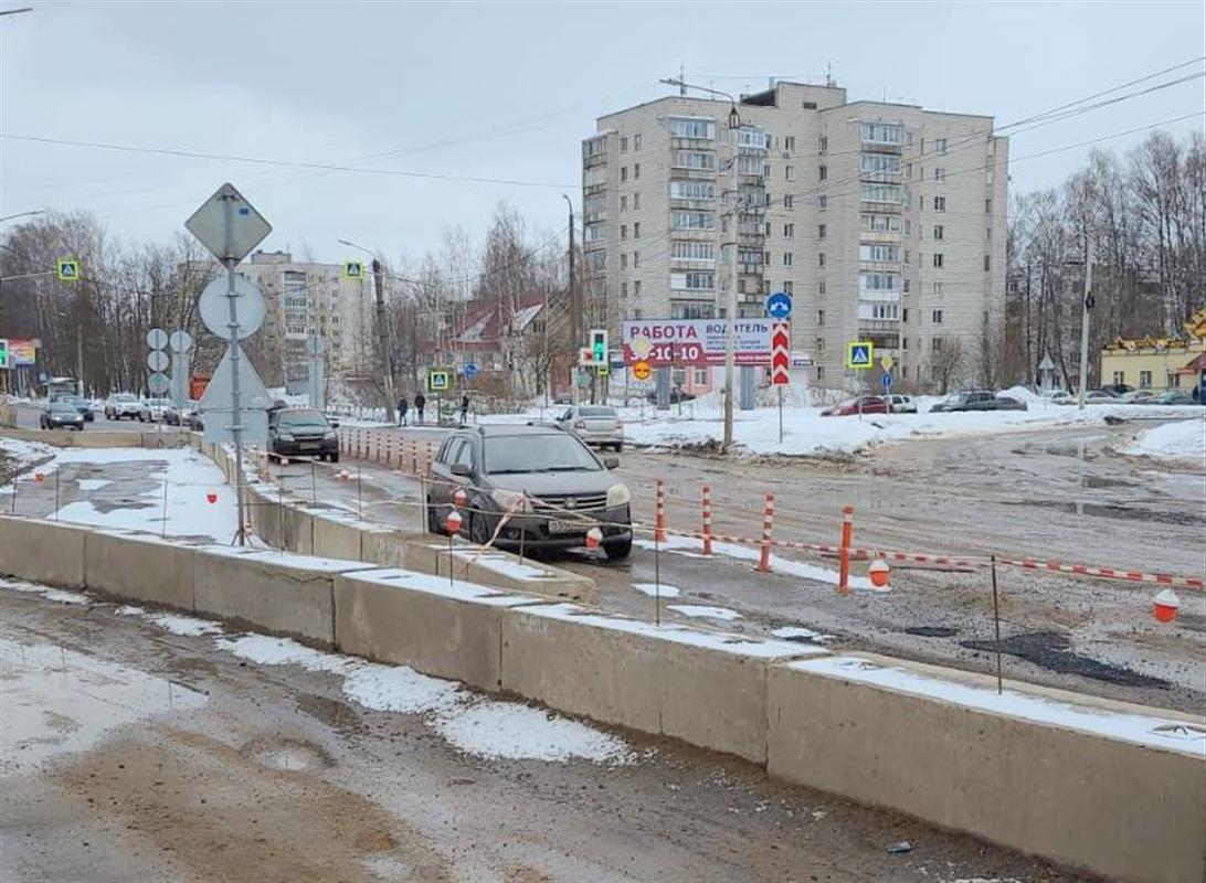 Путепровод в Костроме открыли для транспорта
