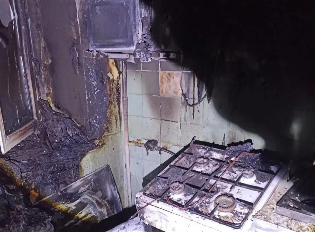 Аварийный режим работы электросети стал причиной пожара в костромской многоэтажке