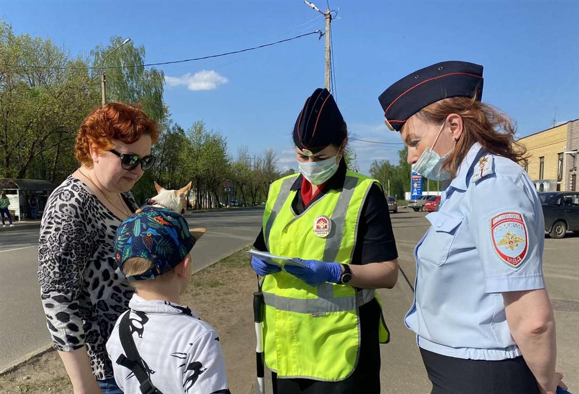 Госавтоинспекторы назвали причины ДТП с участием детей в Костроме
