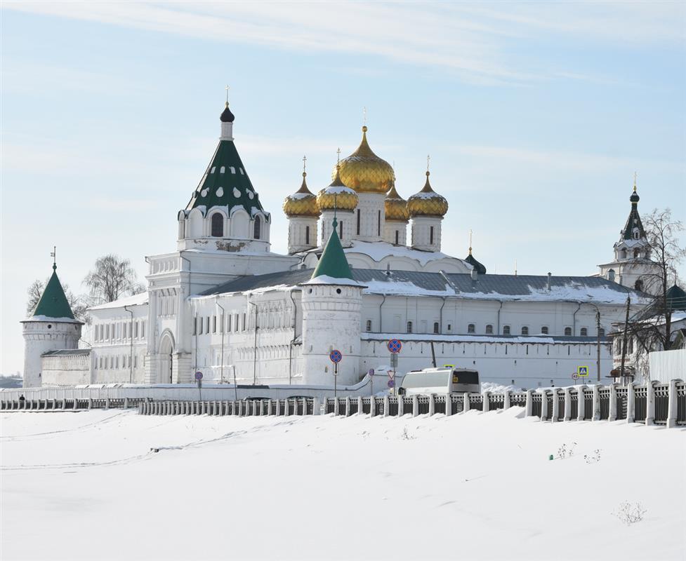 Какие места и события в Костроме признаны самыми популярными у туристов?