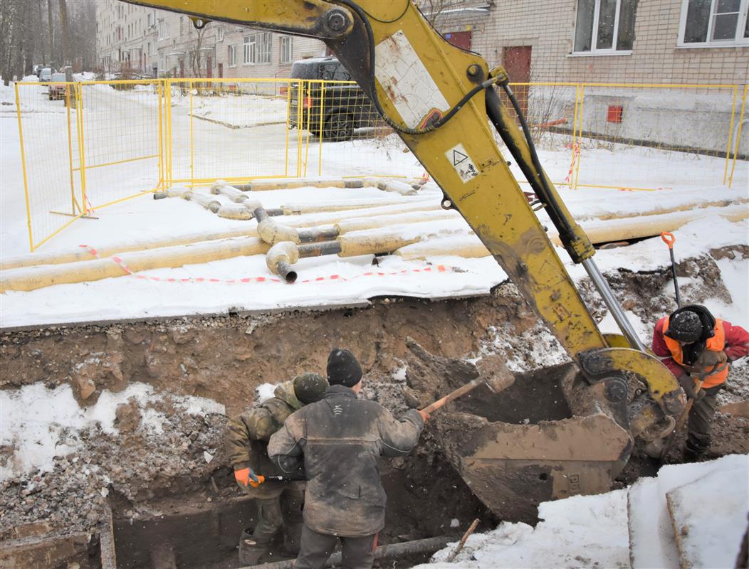 За сутки в Костроме устранили 12 повреждений на квартальных тепловых сетях