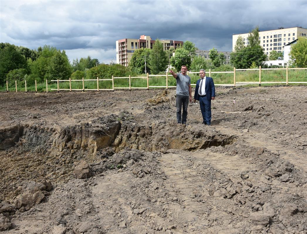 В Костроме на улице Профсоюзной строят Центр культурного развития
