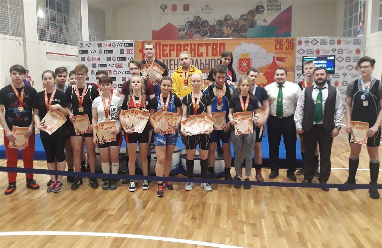 Костромские спортсмены завоевали 13 наград на первенстве ЦФО по пауэрлифтингу