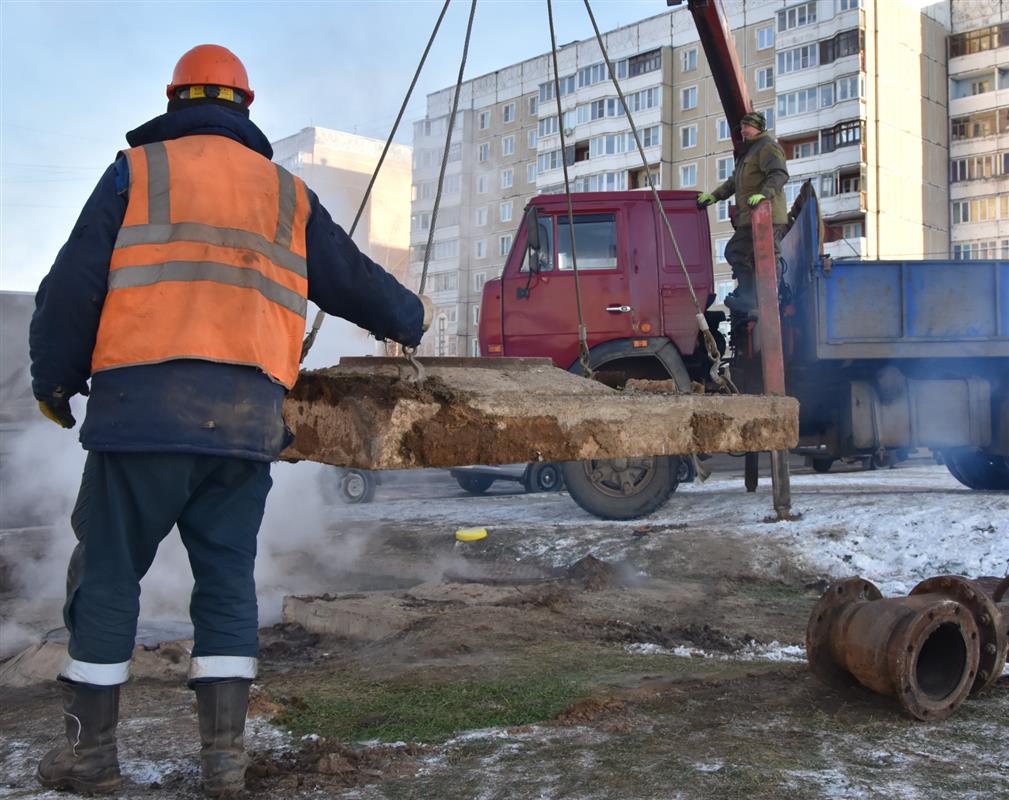 ТГК-2: сегодня в работе 10 участков тепловых сетей в Костроме 
