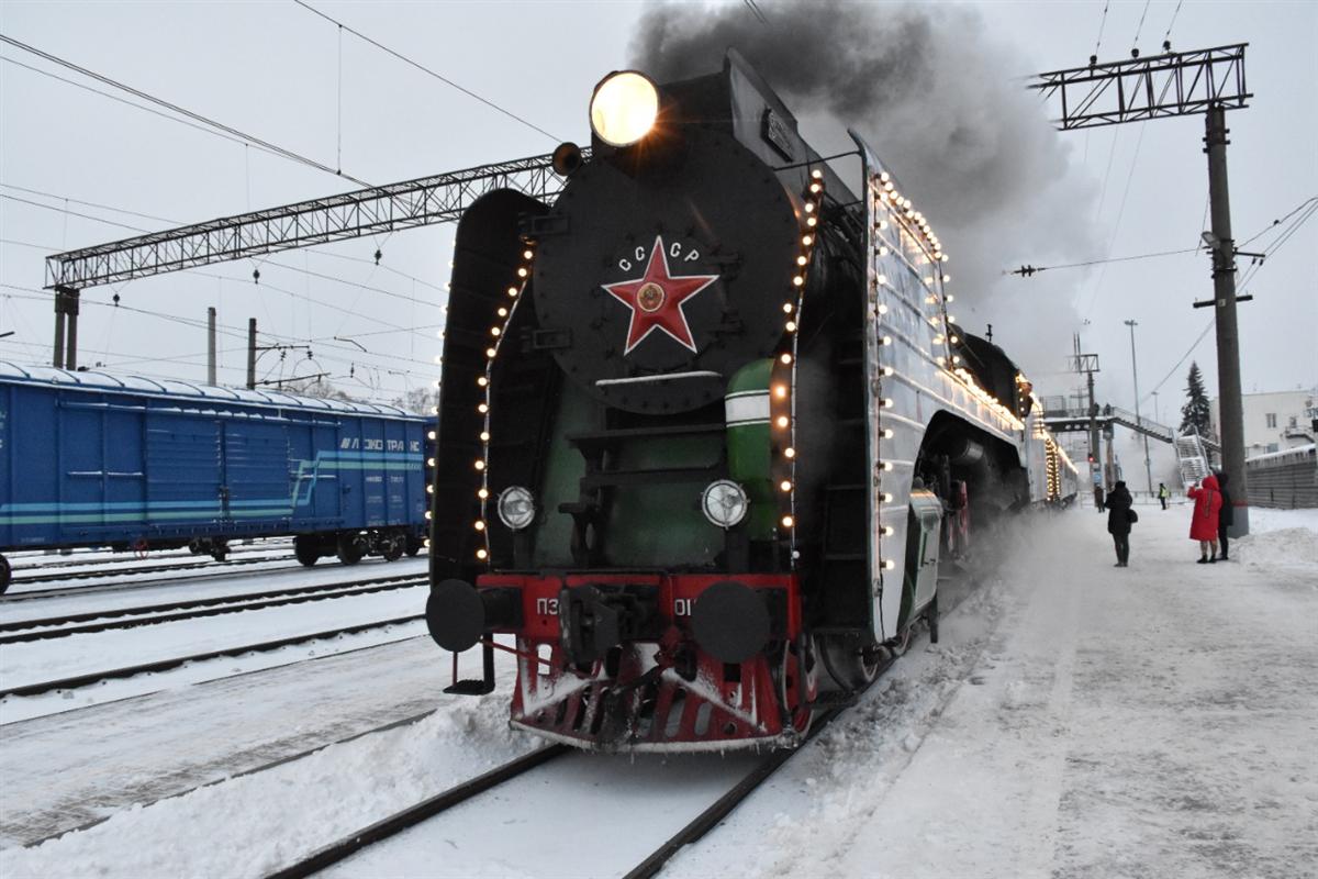 В Костроме встретили поезд Деда Мороза 