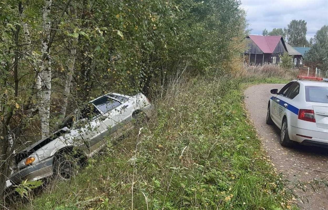 В Костромском районе водитель без прав устроил ДТП, есть погибшие