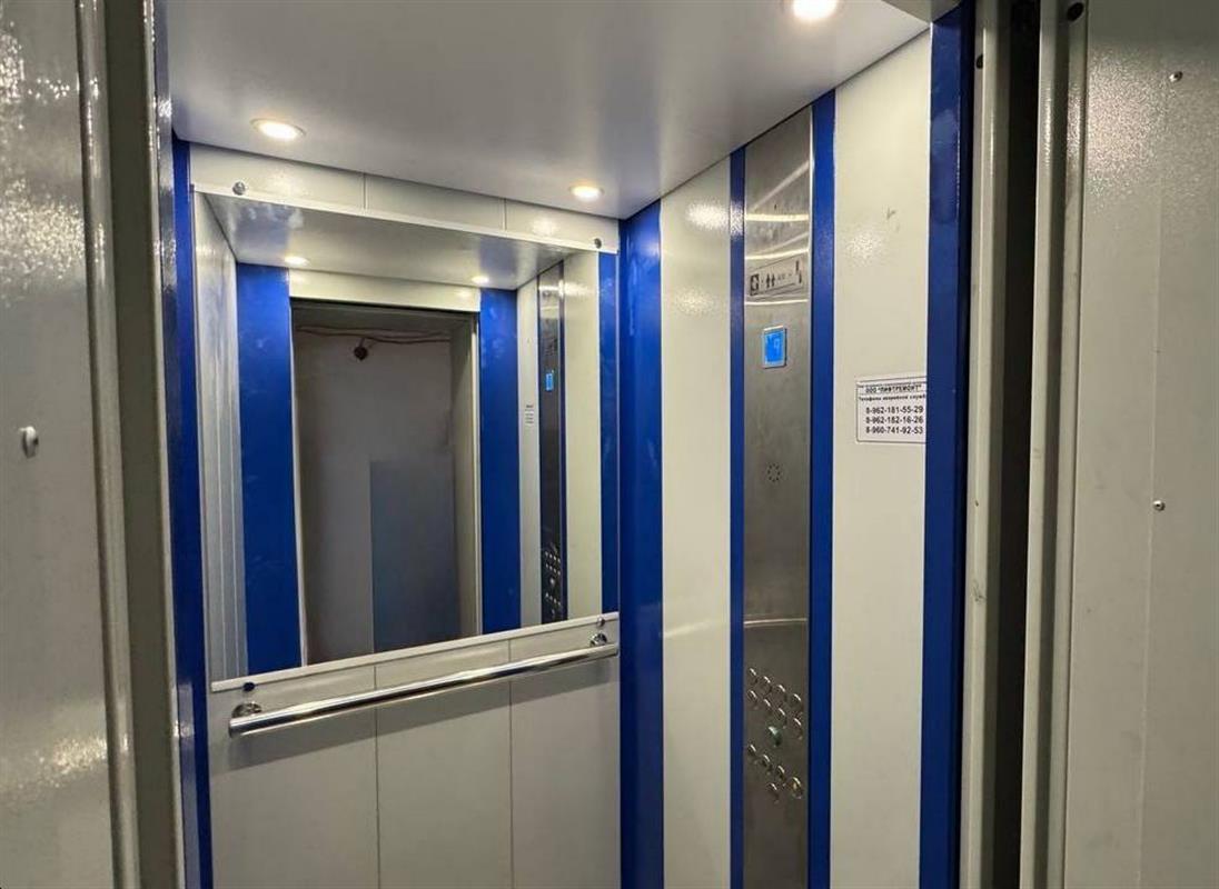 Ещё в трех многоквартирных домах Костромы установили современные лифты