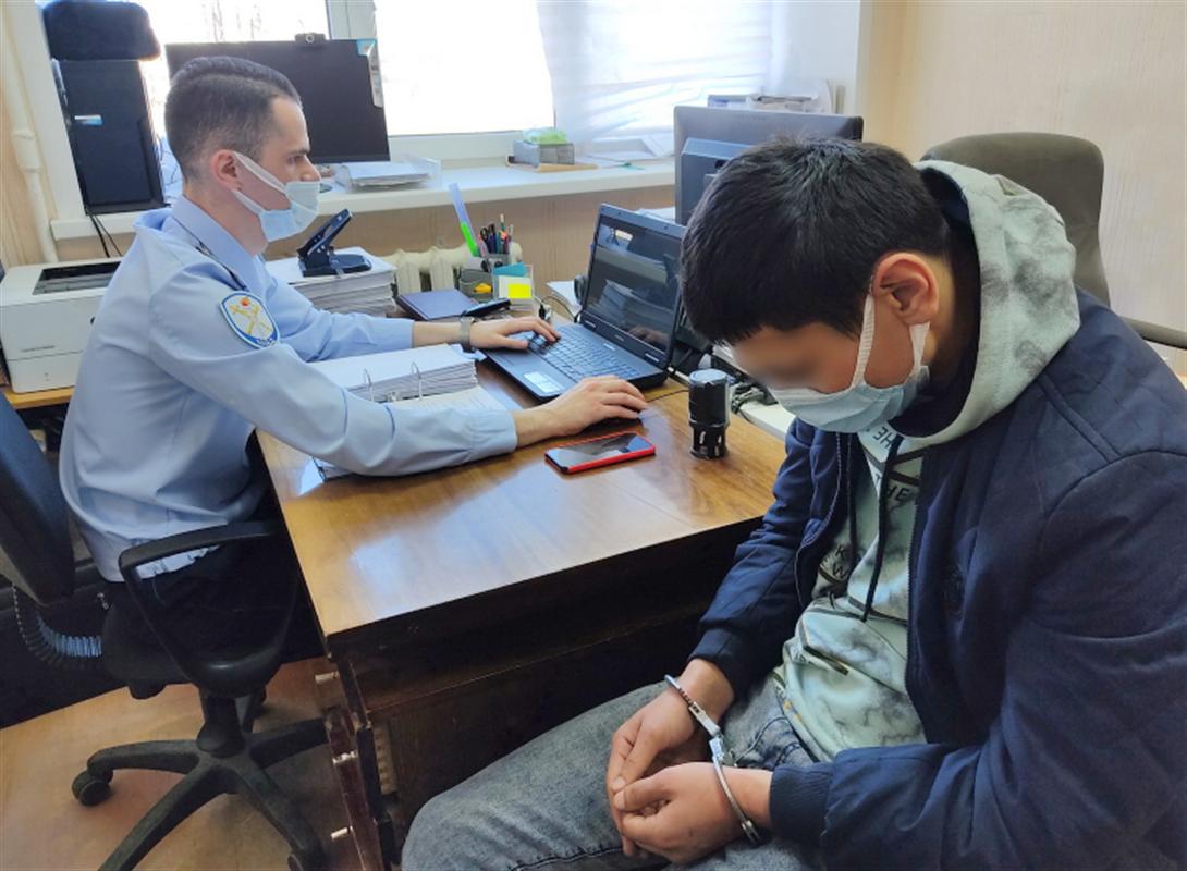 Москвича задержали при попытке сделать наркотические «закладки» в Костроме 