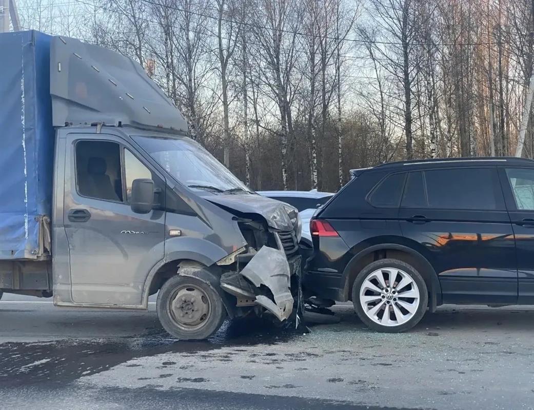 Костромские автоинспекторы проводят проверку по факту ДТП, в котором пострадали дети