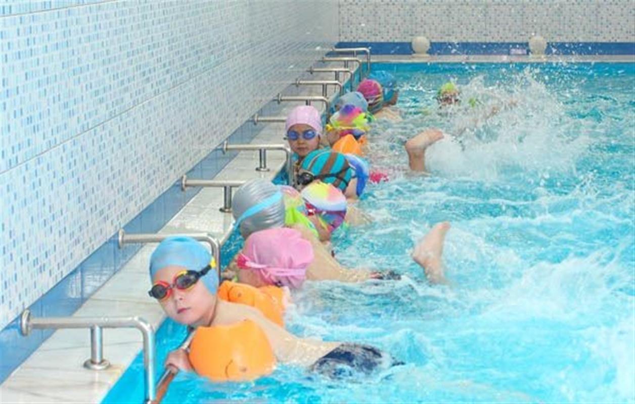 Этим летом сотни юных костромичей научатся плавать
