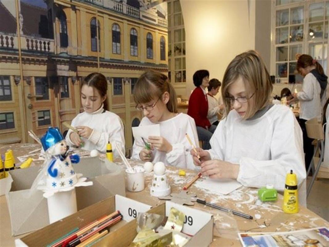 Занятия в техникумах и школах искусств Костромы будут проходить по-новому