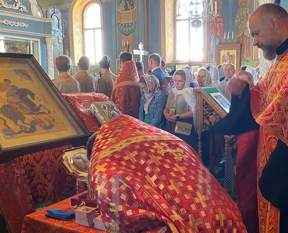 В Кострому доставили ковчег с частицей мощей Георгия Победоносца