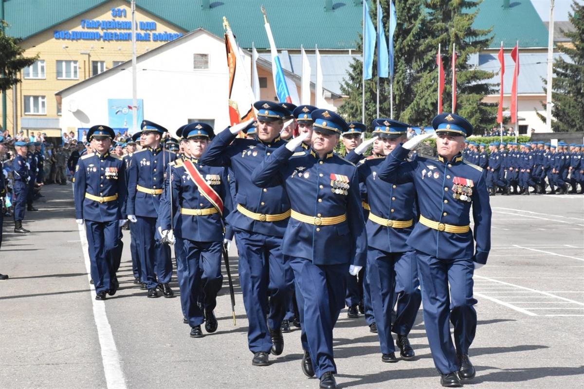 «За ВДВ»: в Костроме празднуют 91-летие со дня основания воздушно-десантных войск 
