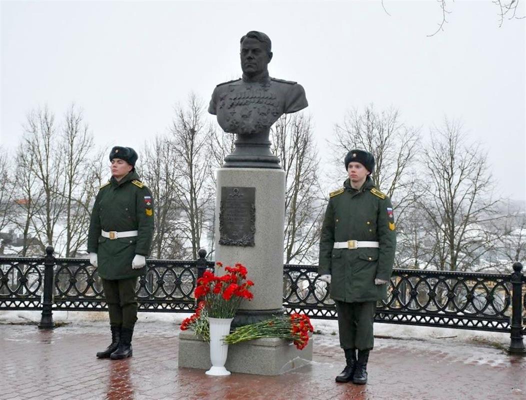 В субботу в Костроме временно перекроют для транспорта участок улицы Дзержинского