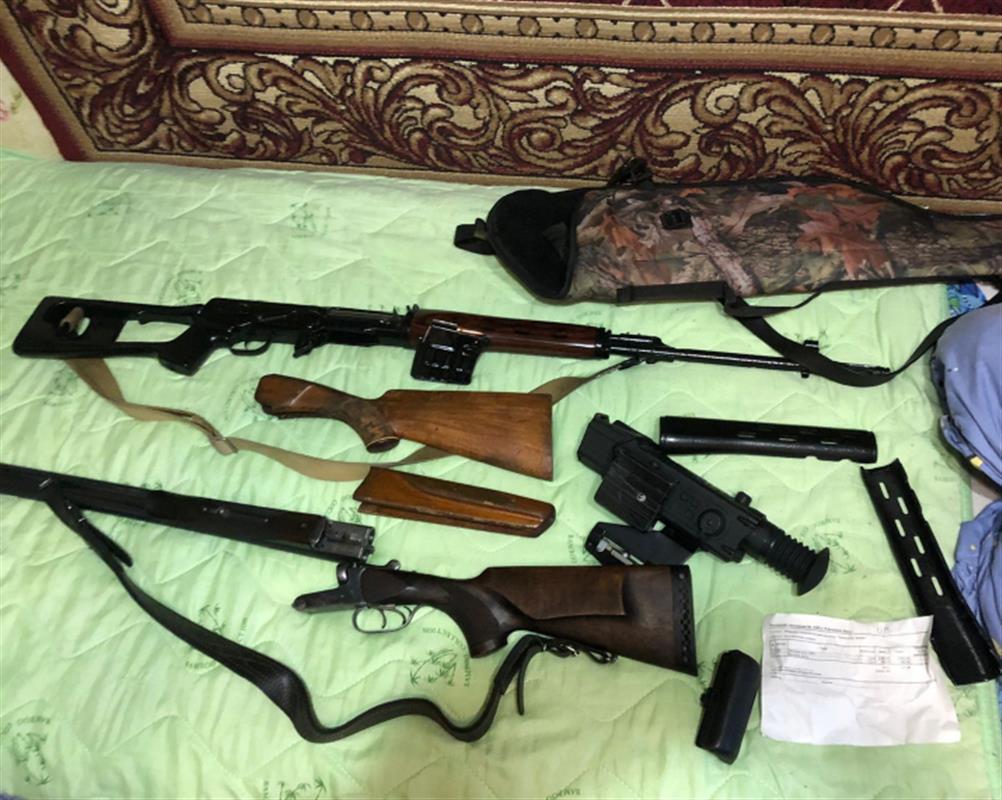 У жителя Костромской области обнаружили целый арсенал оружия