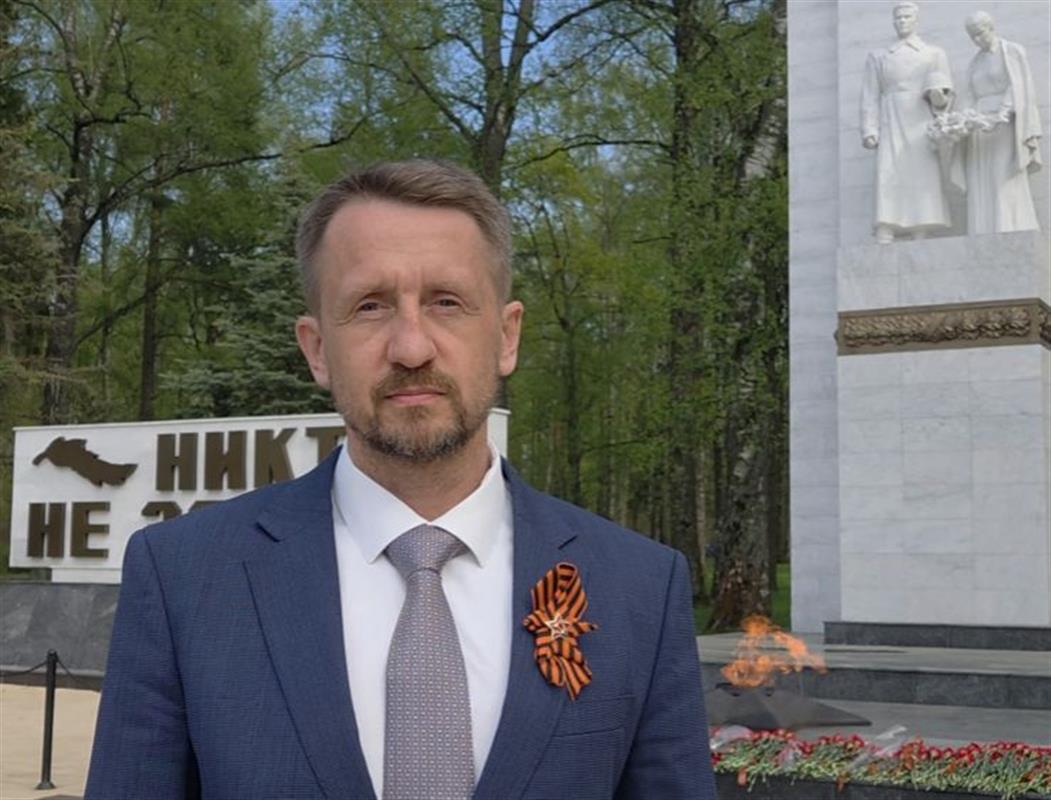 Глава города Олег Болоховец поздравляет костромичей с Днём Победы