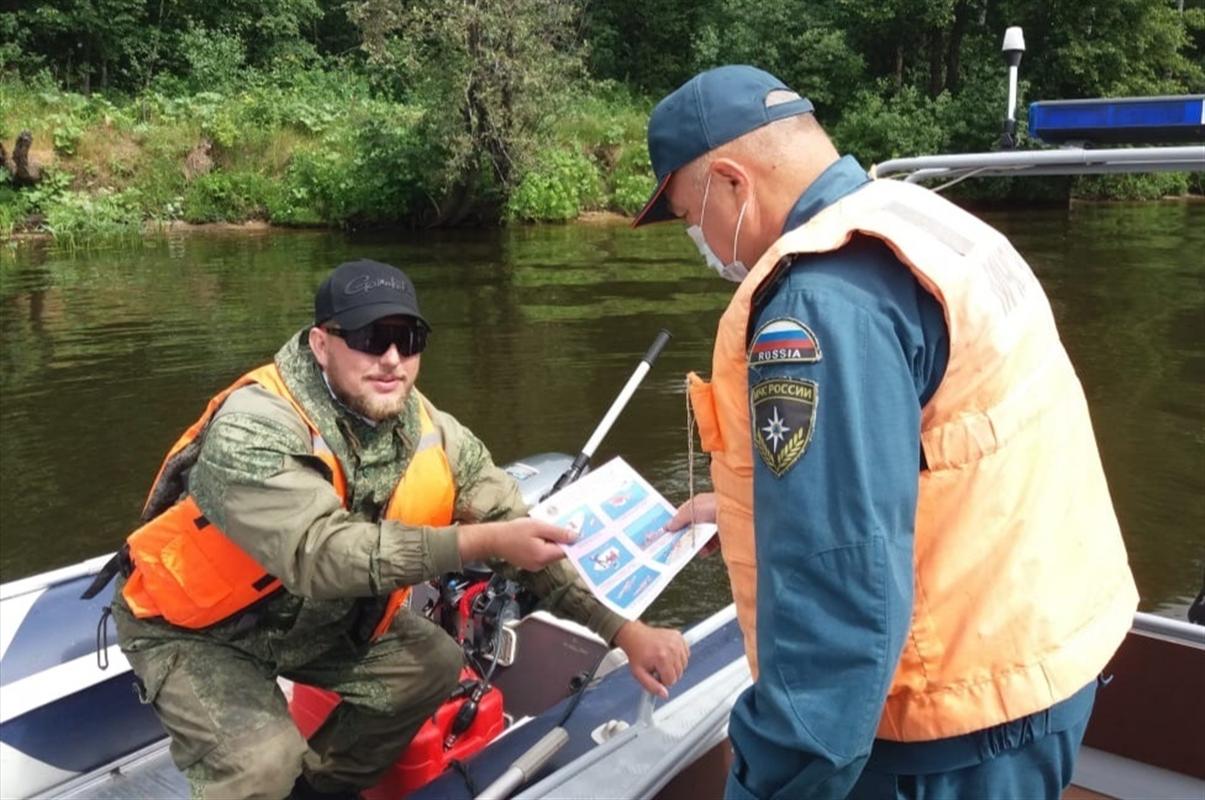 Костромичам напоминают правила безопасного поведения на воде