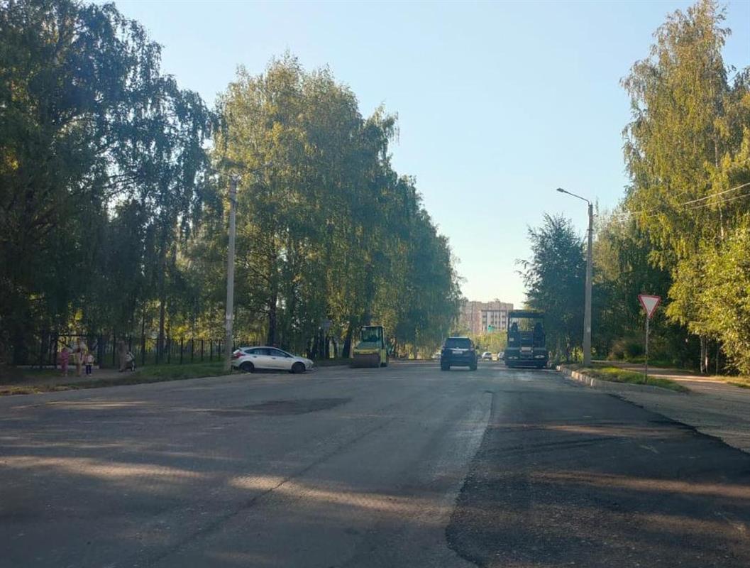 Завершается комплексный ремонт ещё трёх костромских улиц по нацпроекту 
